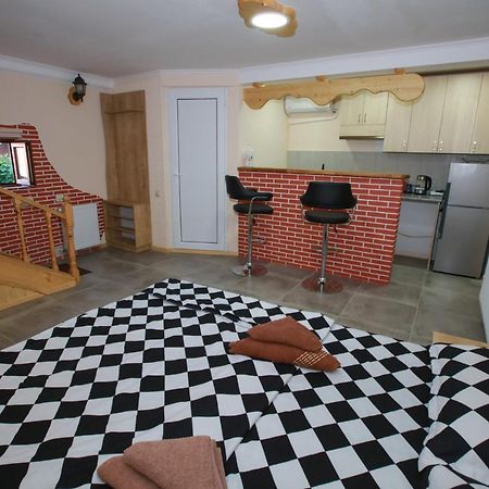 Apartment Nino Botanical Тбилиси Екстериор снимка