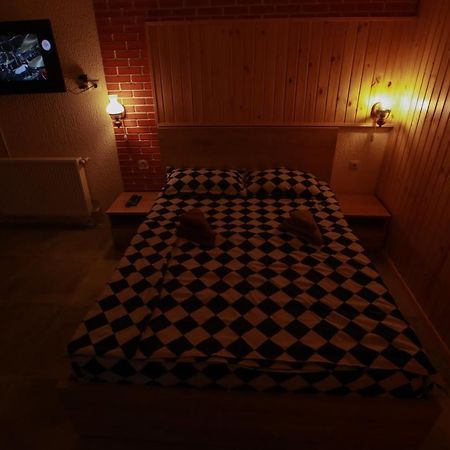 Apartment Nino Botanical Тбилиси Екстериор снимка