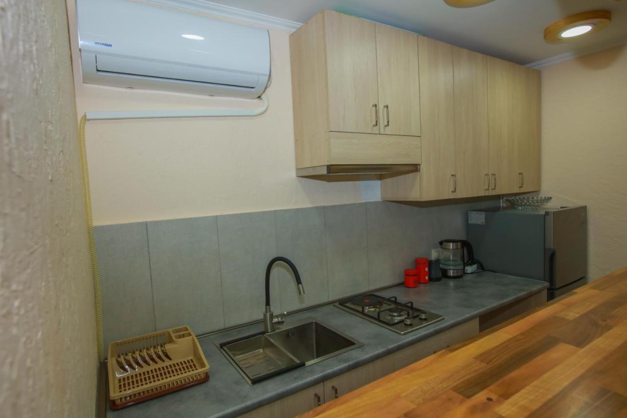 Apartment Nino Botanical Тбилиси Екстериор снимка