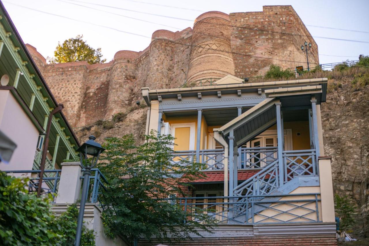 Apartment Nino Botanical Тбилиси Екстериор снимка